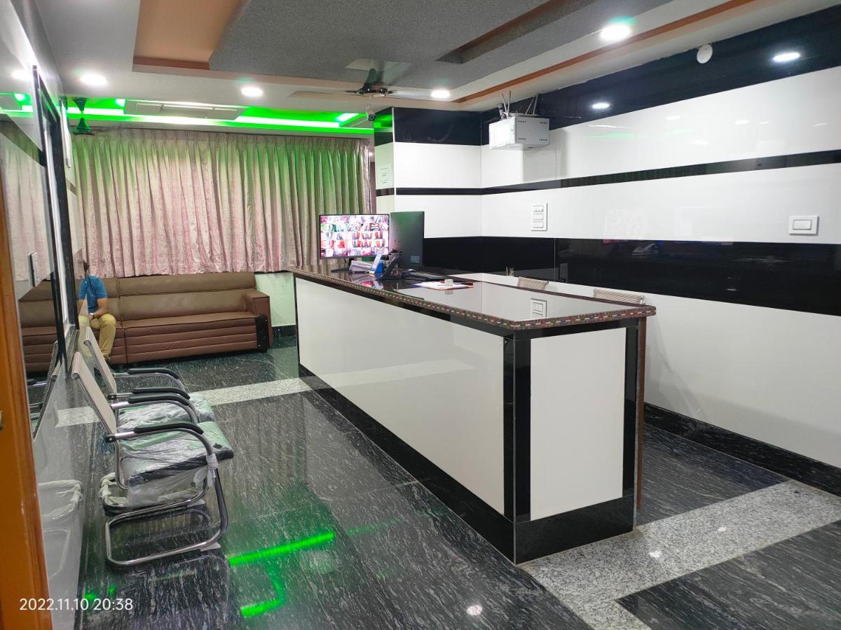 Hotel New Maruthi Inn, Lb Nagar Hyderabad Exterior foto